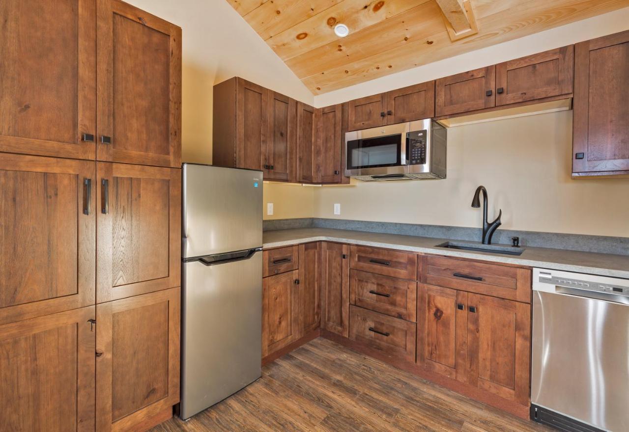 The Lodge By Sunapee Stays Exterior photo